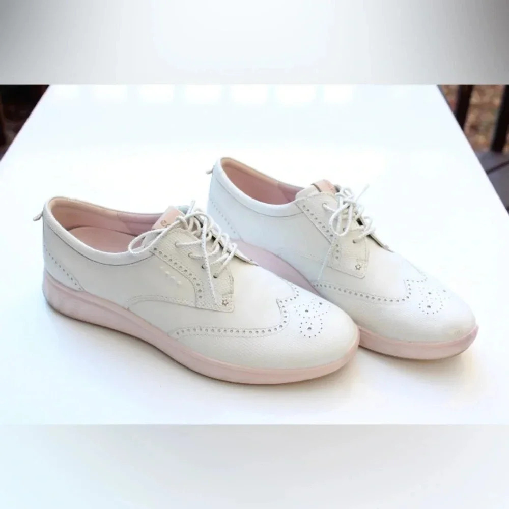 Ecco women’s Hyrdromax golf shoes